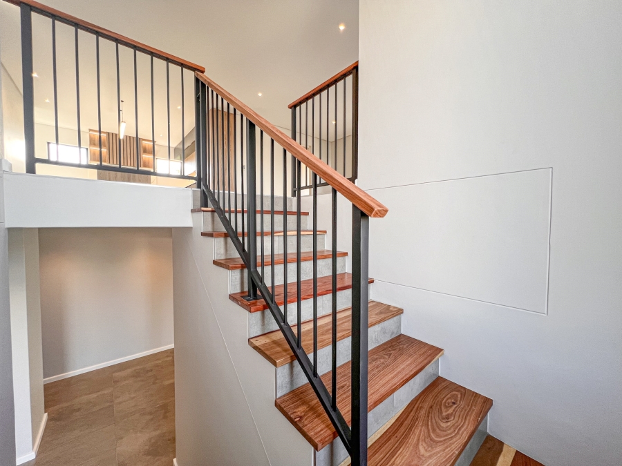 3 Bedroom Property for Sale in Country Club Western Cape